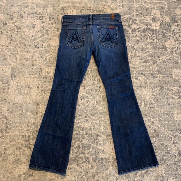 7 for All Mankind A pocket flare jeans, like new - Picture 3 of 5